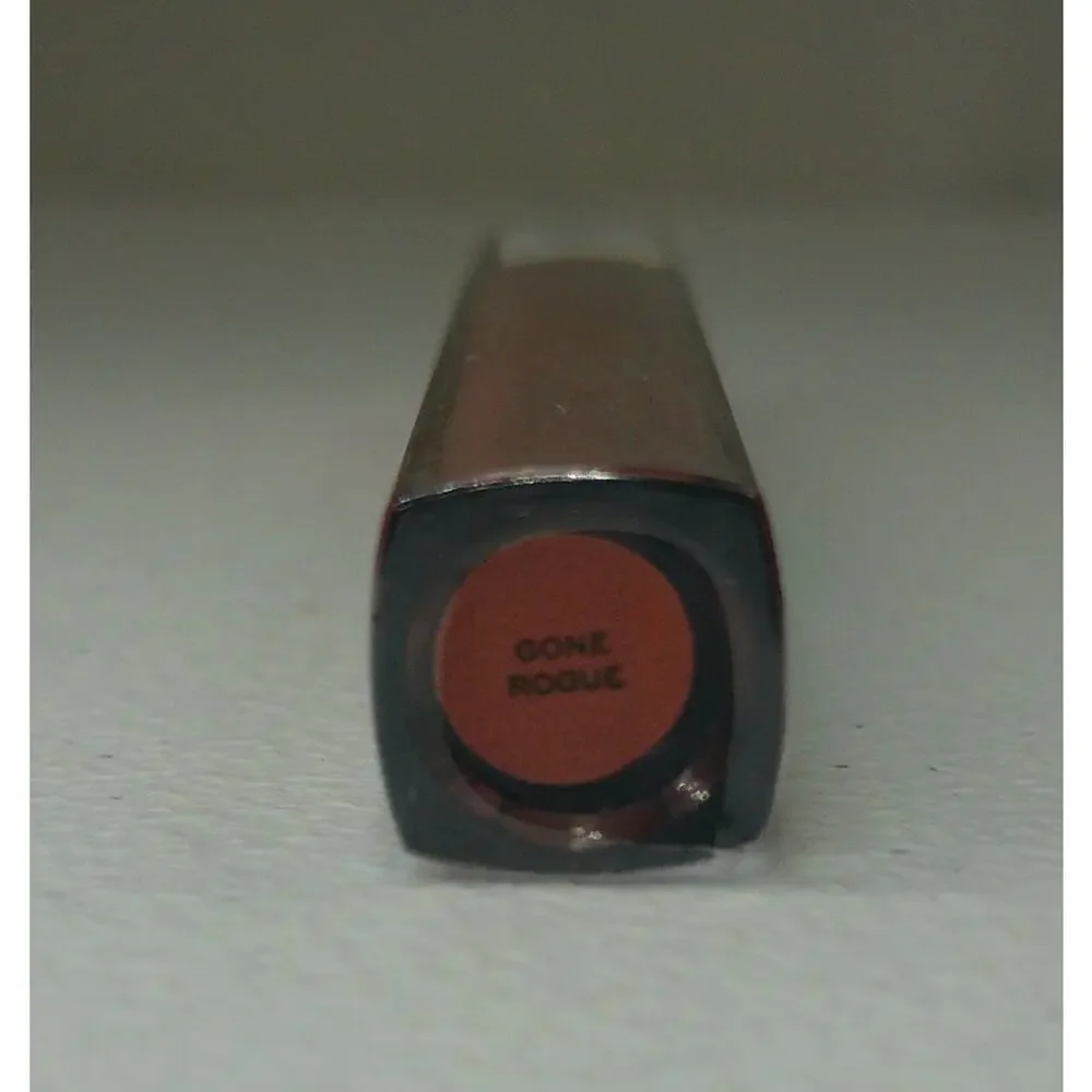 Makeup Revolution discover dazzling